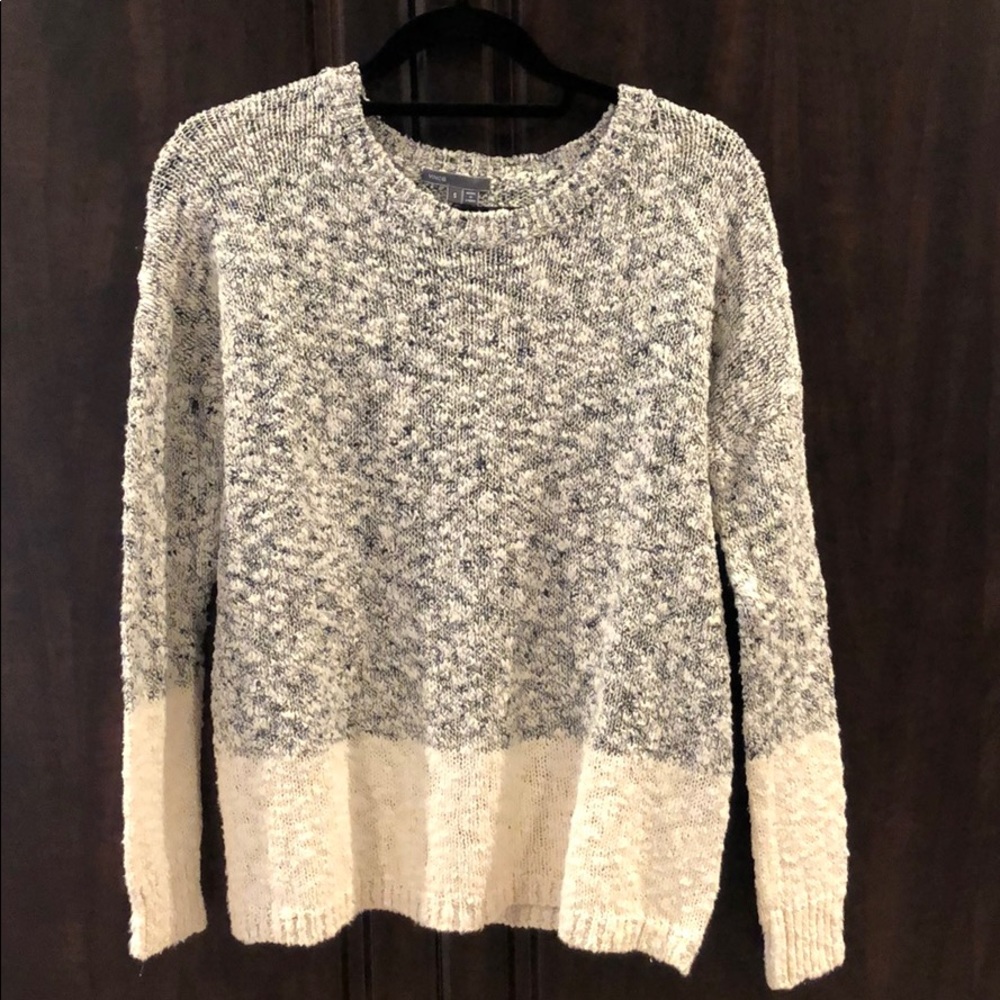 Like new Vince knit sweater